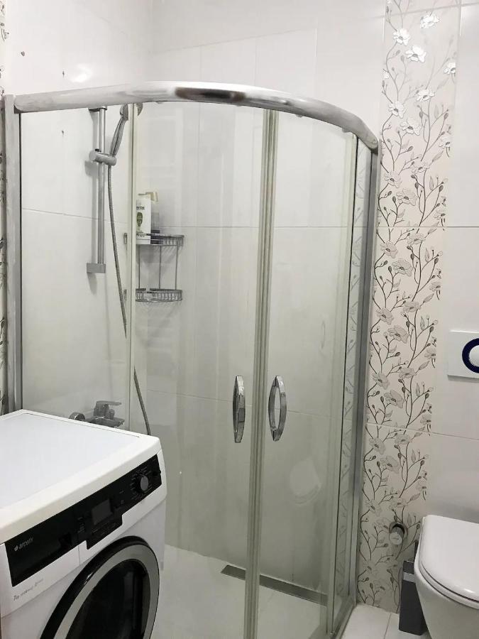 Istanbul'Un Merkezinde Cevahir Avm Karsisi 1+1 Yeni Ev Exterior foto